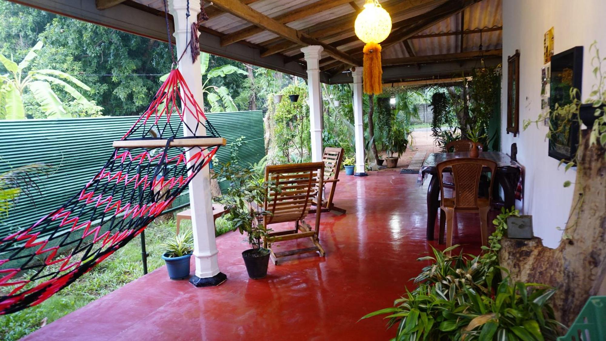 Namal Homestay Szigirija Kültér fotó