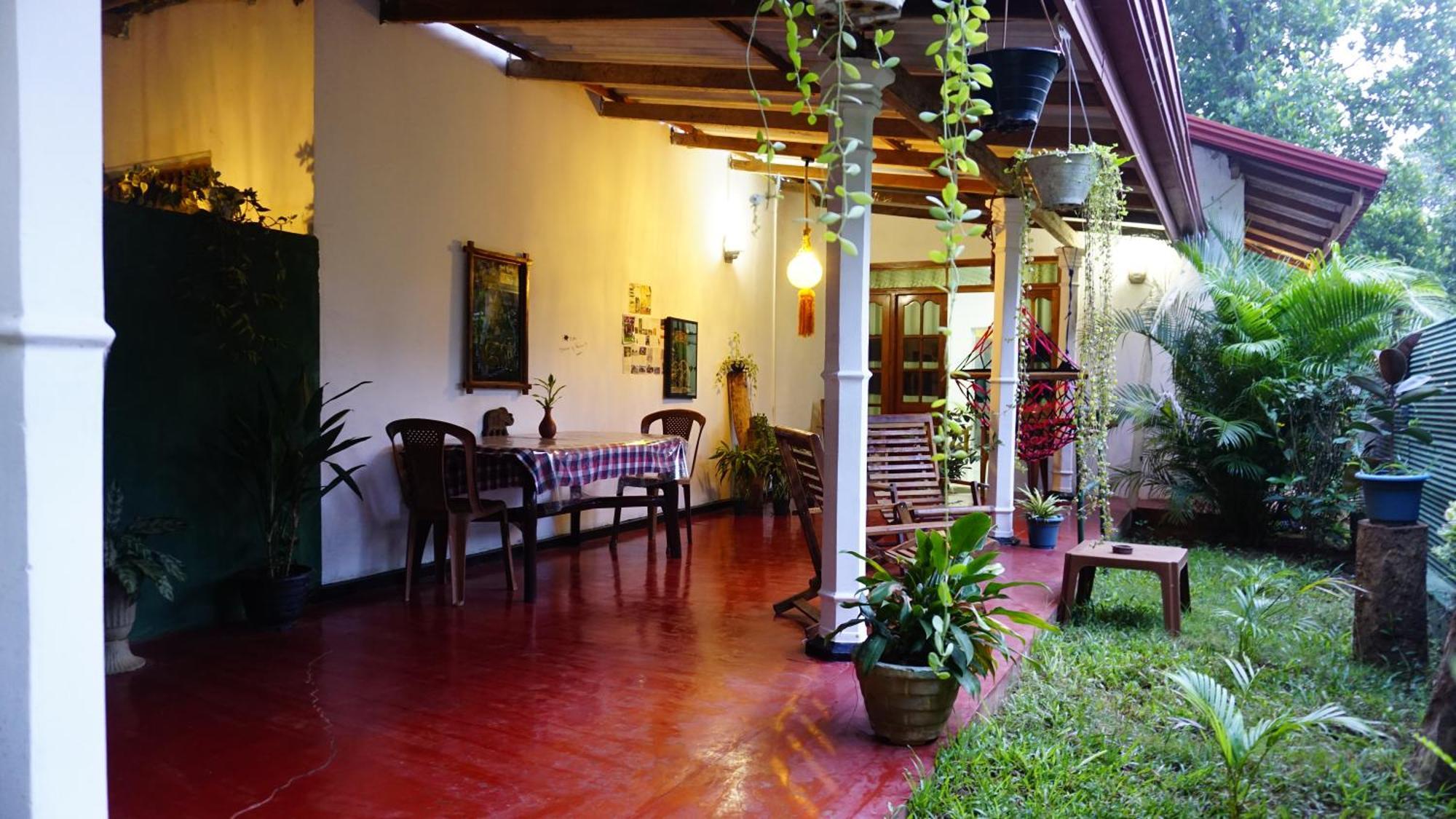Namal Homestay Szigirija Kültér fotó